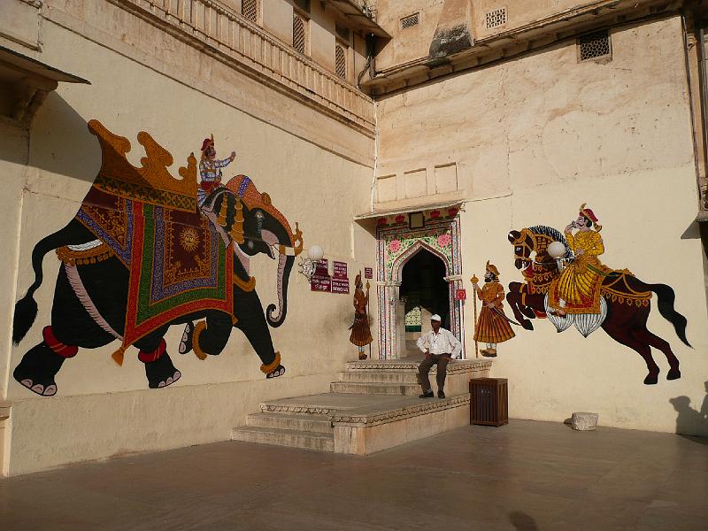 P1060332- Dans le City palace a Udaipur.JPG - A l'intérieur du city palace à Udaipur